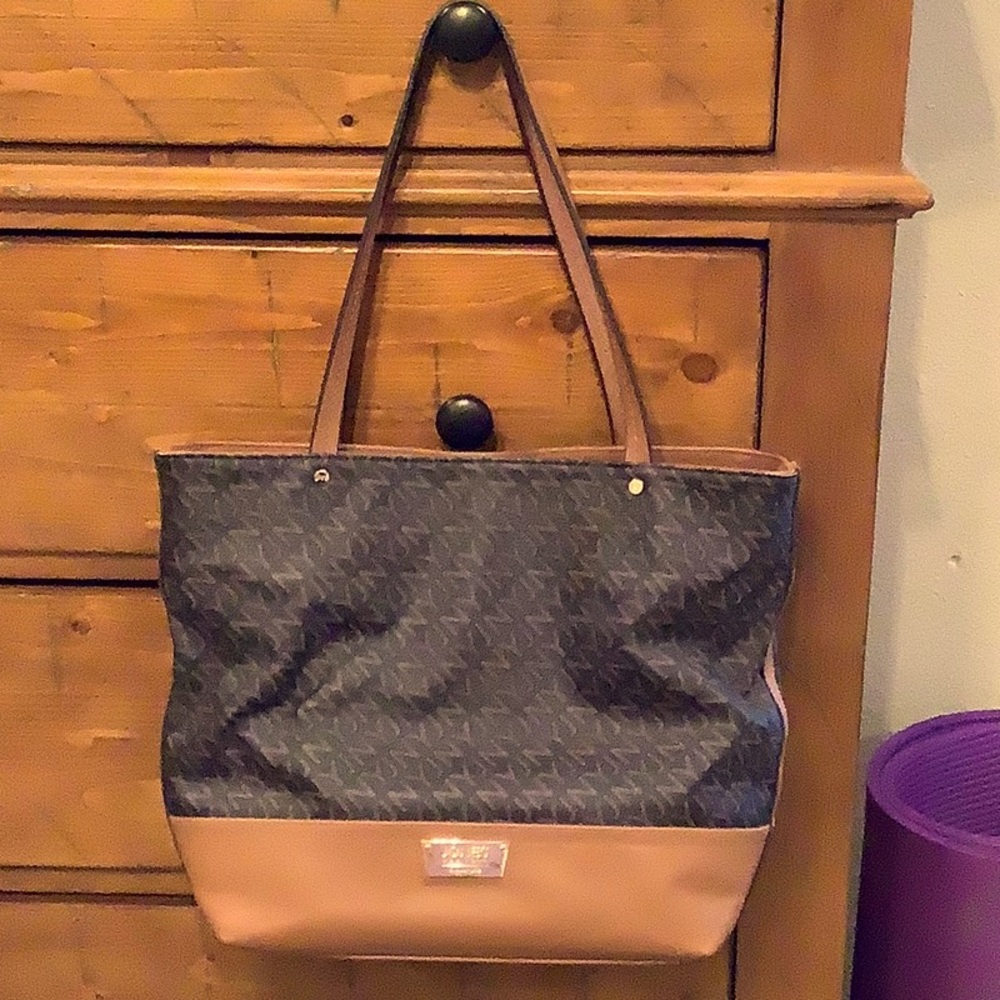 Tote